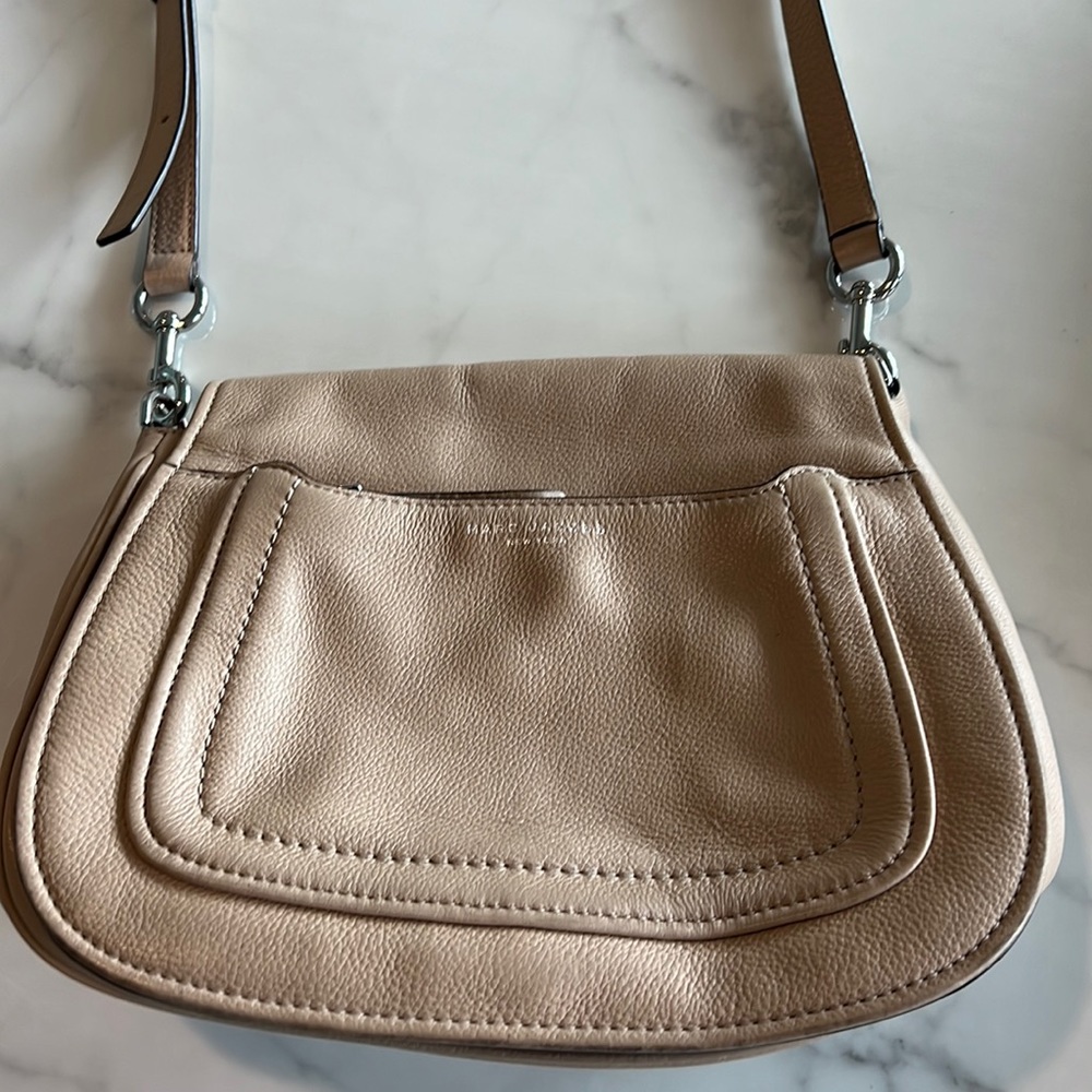 Marc Jacobs beige bag